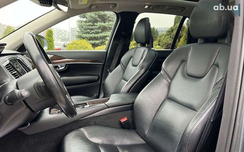 Volvo XC90 2016 - фото 17