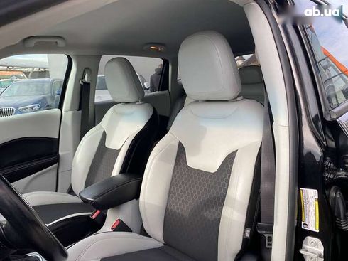 Jeep Compass 2017 - фото 21