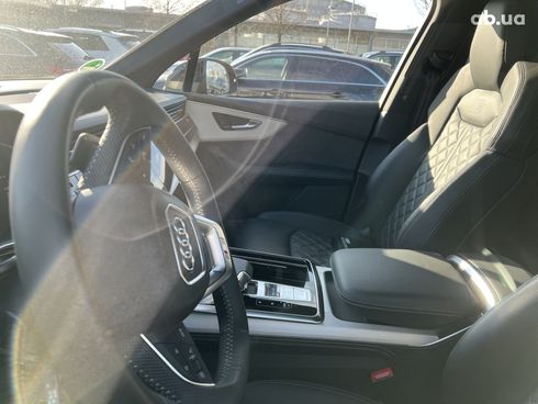 Audi Q7 2021 - фото 17