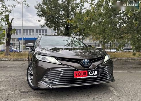 Toyota Camry 2019 - фото 13