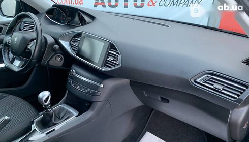 Peugeot 308 SW 2017 - фото 11