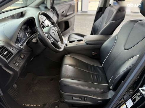 Toyota Venza 2013 - фото 23