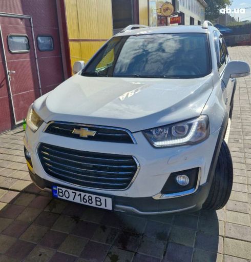 Chevrolet Captiva 2016 белый - фото 18