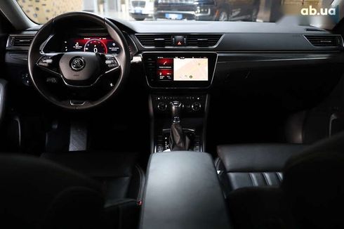 Skoda Superb 2022 - фото 24