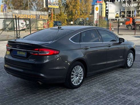 Ford Fusion 2016 - фото 21