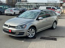 Продажа б/у Volkswagen Golf 2017 года - купить на Автобазаре