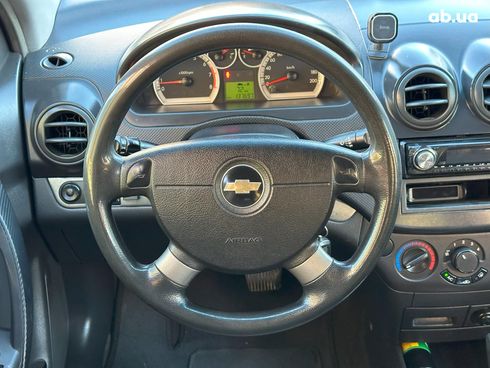 Chevrolet Aveo 2007 серый - фото 19