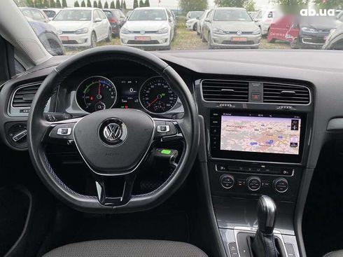 Volkswagen e-Golf 2020 - фото 21