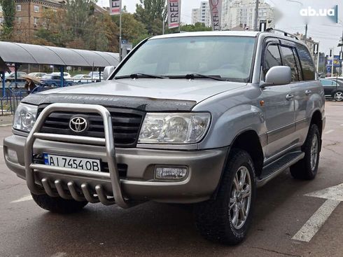 Toyota Land Cruiser 2006 - фото 3