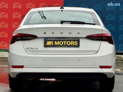 Skoda Octavia 2021 - фото 12