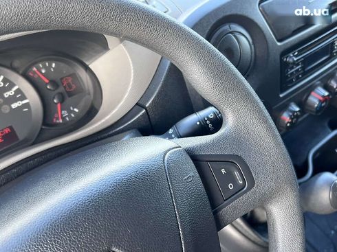 Renault Master 2017 - фото 11