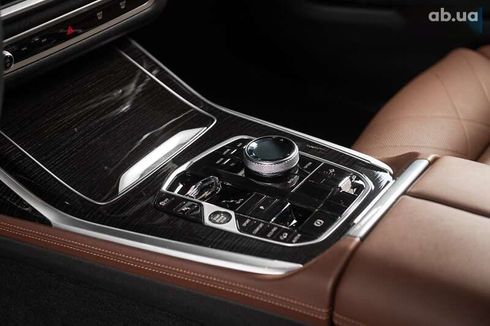 BMW X7 2023 - фото 17
