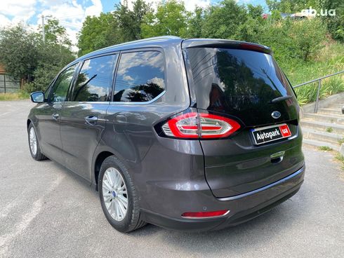 Ford Galaxy 2015 серый - фото 11