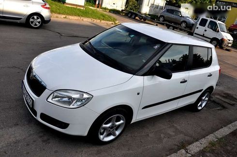 Skoda Fabia 2008 - фото 12