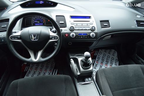 Honda Civic 2008 - фото 13