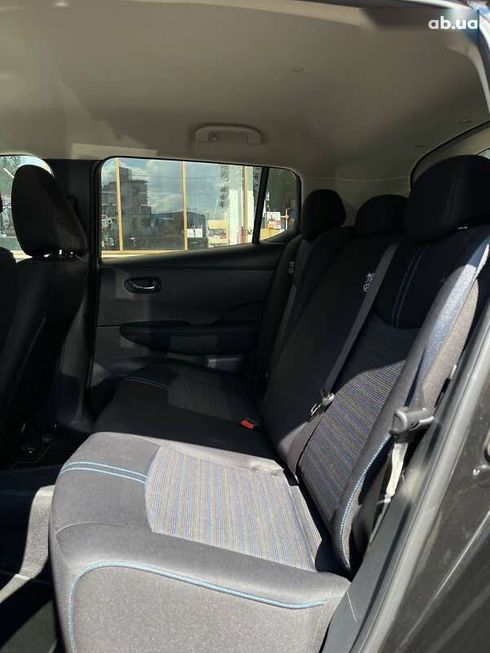 Nissan Leaf 2021 - фото 16