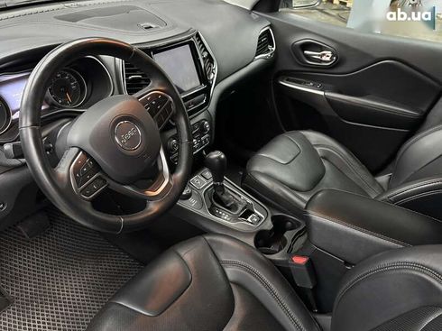Jeep Cherokee 2019 - фото 10