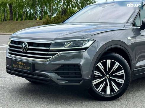 Volkswagen Touareg 2021 - фото 3