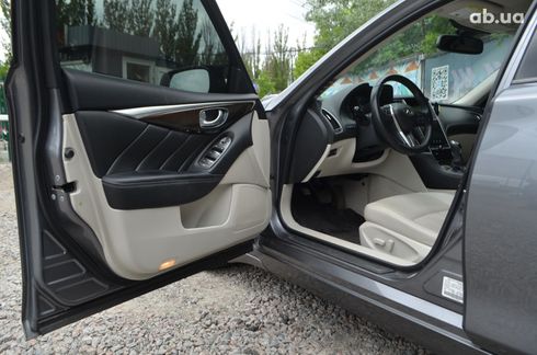 Infiniti Q50 2018 серый - фото 18