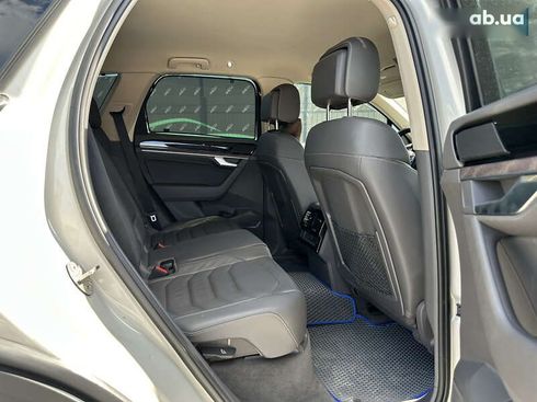 Volkswagen Touareg 2020 - фото 11