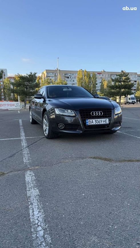 Audi A5 2011 серый - фото 3