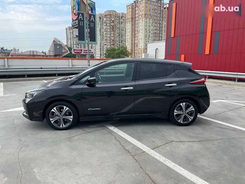 Nissan Leaf 2018 - фото 8