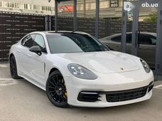 Продаж вживаних Porsche Panamera 2018 року - купити на Автобазарі