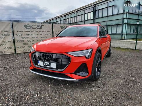 Audi E-Tron 2020 - фото 2