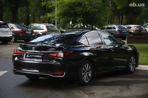 Lexus ES 2018 - фото 4