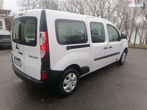 Renault Kangoo 2018 - фото 17