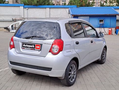 Chevrolet Aveo 2008 серый - фото 15