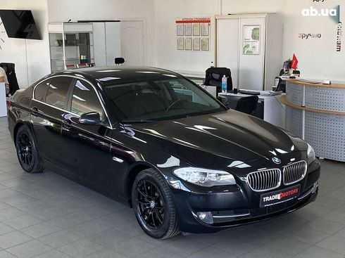 BMW 5 серия 2012 - фото 2