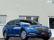 Продажа б/у Skoda Superb 2022 года в Луцке - купить на Автобазаре