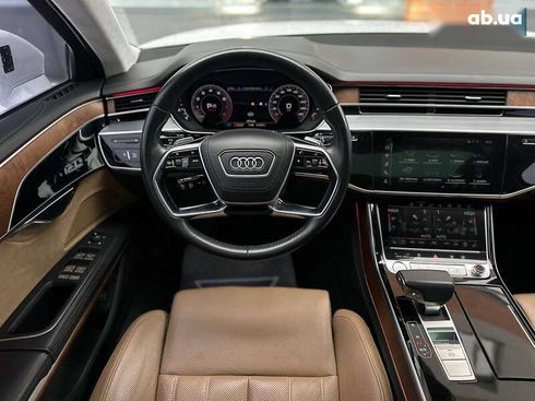 Audi A8 2018 - фото 25