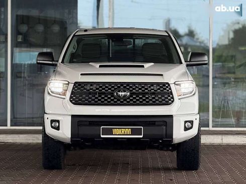 Toyota Tundra 2018 - фото 2