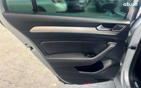 Volkswagen Passat 2015 - фото 24