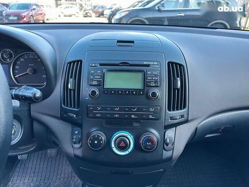 Hyundai i30 2011 - фото 12