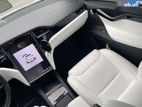 Tesla Model X 2019 - фото 26