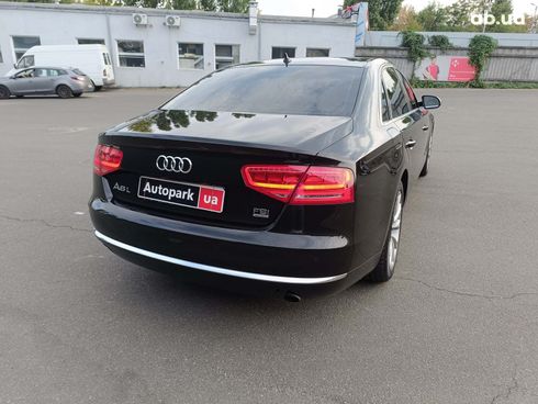 Audi A8 2012 черный - фото 6