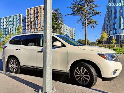 Nissan Pathfinder 2015 - фото 29