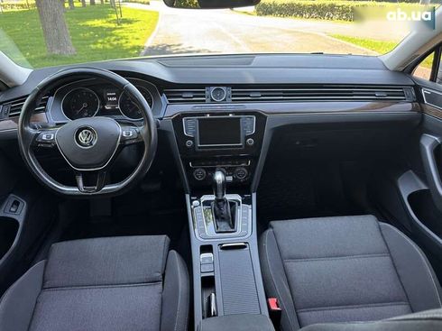 Volkswagen Passat 2015 - фото 19