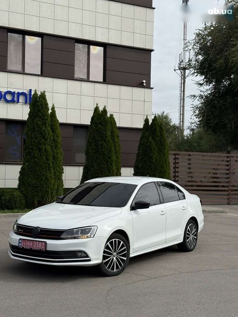 Volkswagen Jetta 2016 - фото 2
