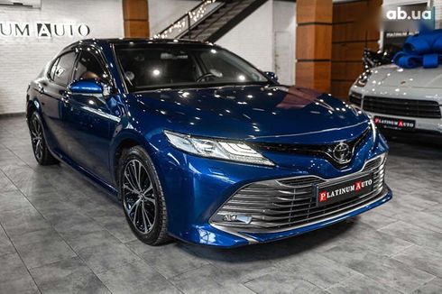 Toyota Camry 2019 - фото 5