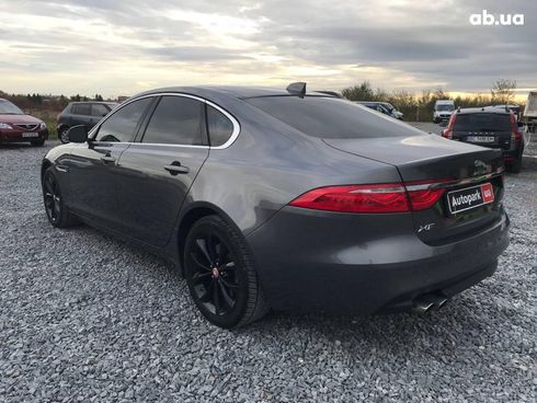 Jaguar XF 2016 серый - фото 11