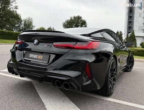 BMW M8 2023 - фото 17
