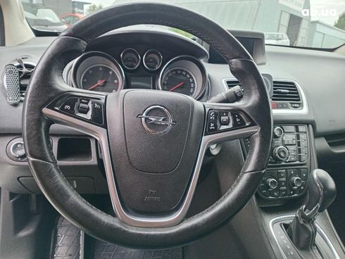 Opel Meriva 2012 белый - фото 14