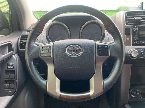 Toyota Land Cruiser Prado 2010 - фото 19