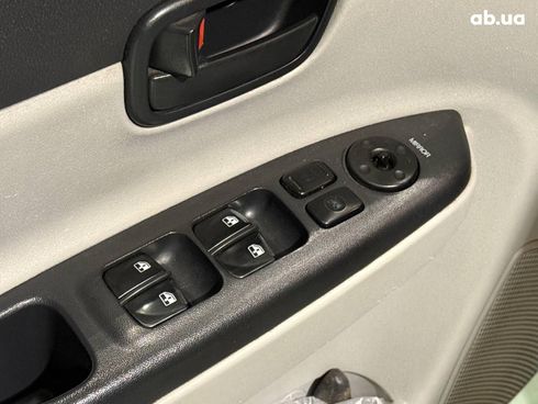 Hyundai Accent 2008 серый - фото 10