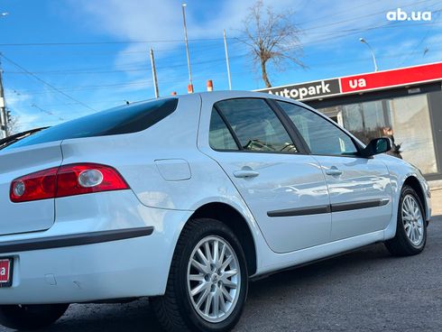 Renault Laguna 2007 белый - фото 8