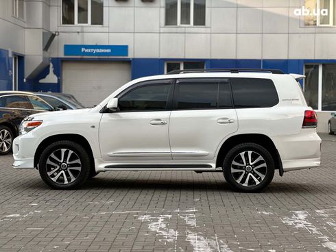 Toyota Land Cruiser 2008 белый - фото 8